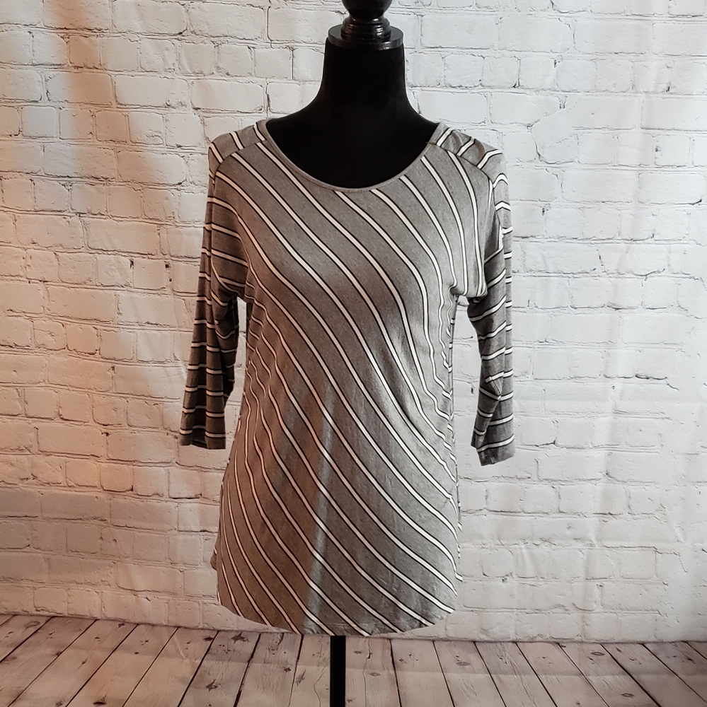 Cable & Gage Stripped Top Sz Small NWOT
